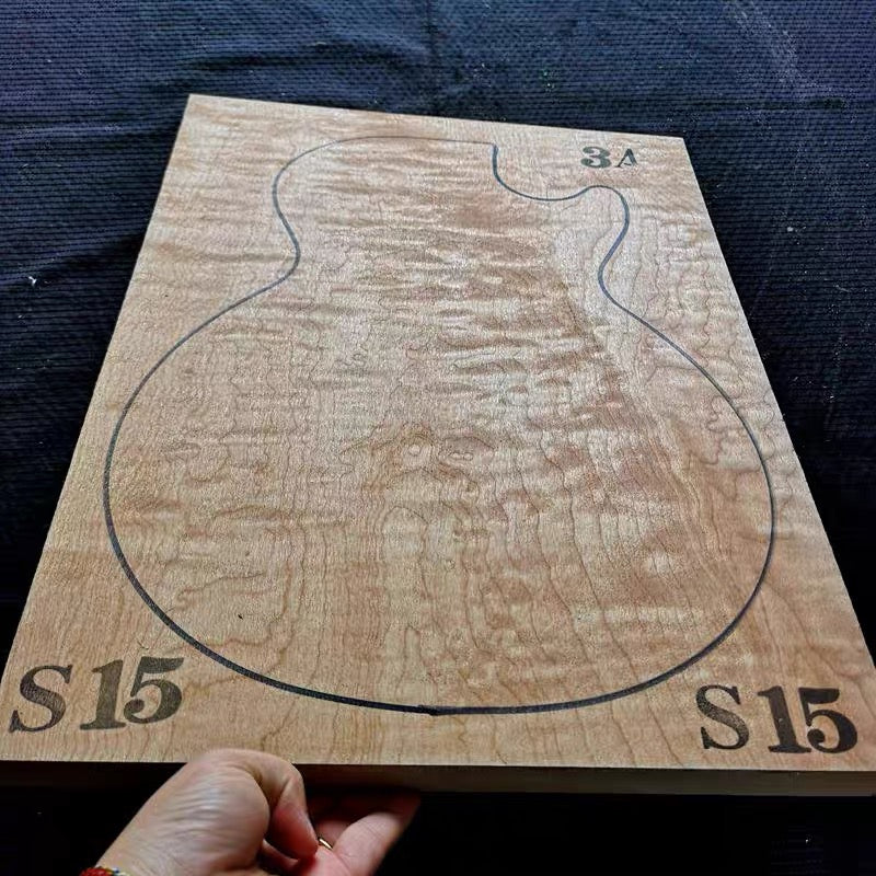 Solid Wood Quilted Maple Top (500*380*25 mm)